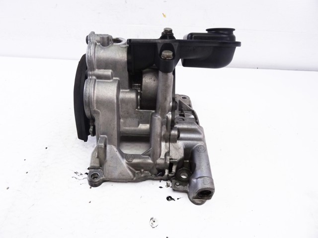 Pompa oleju 7823009 BMW