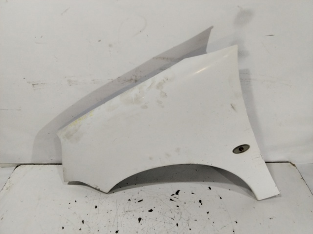 Błotnik przedni lewy Peugeot Partner 1 5F