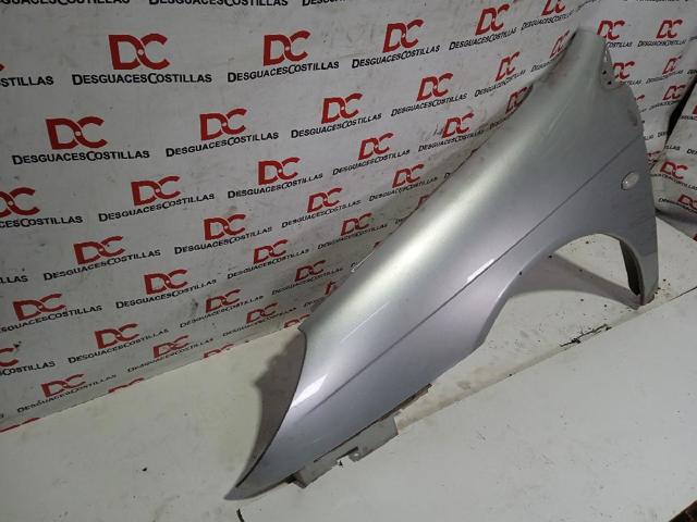 Błotnik przedni lewy 7840Q2 PEUGEOT