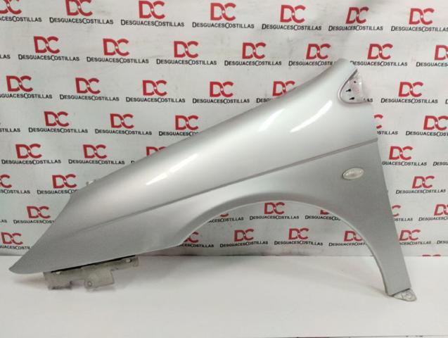 Błotnik przedni lewy 7840Q2 PEUGEOT