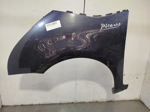 Błotnik przedni lewy 7840V1 PEUGEOT