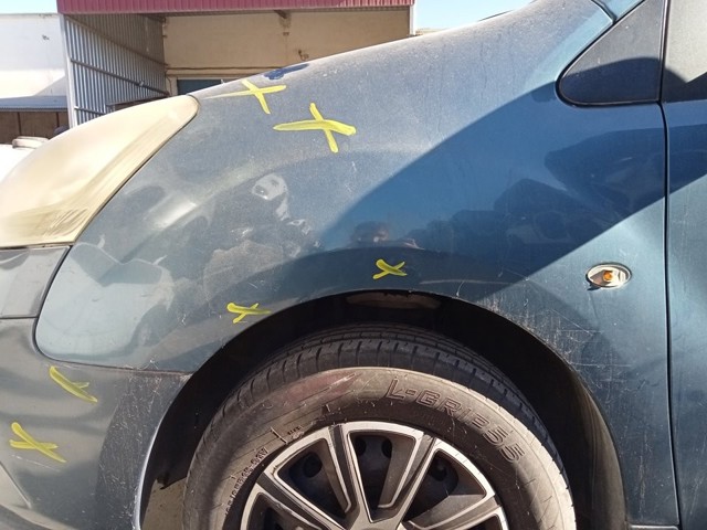 Błotnik przedni lewy 7840W2 PEUGEOT