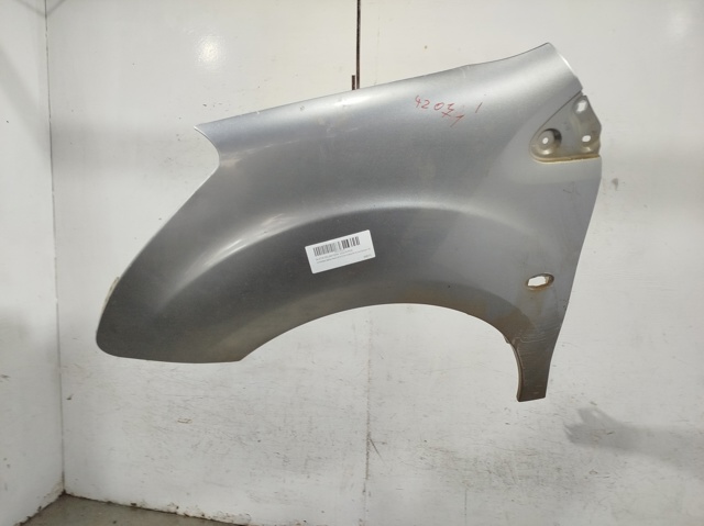Błotnik przedni lewy 7840W2 PEUGEOT