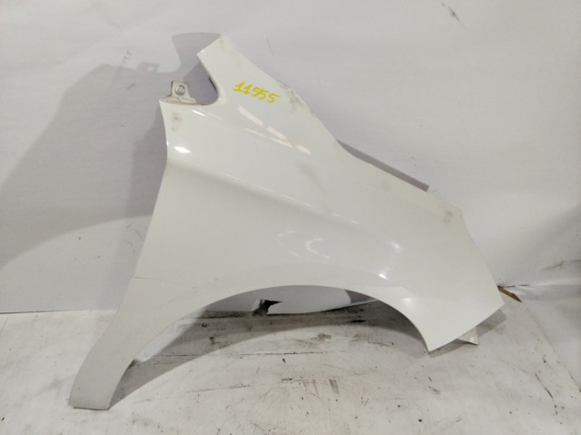 Błotnik przedni prawy 7841AX PEUGEOT