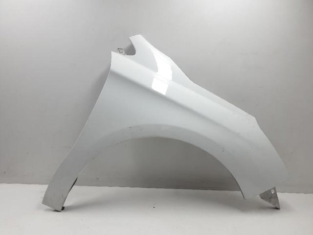 Błotnik przedni prawy 7841AX PEUGEOT