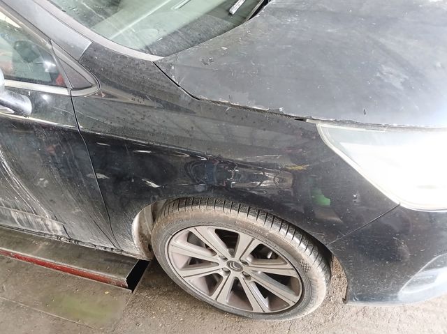 Błotnik przedni prawy 7841AX PEUGEOT