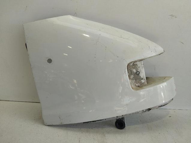 Błotnik przedni prawy 7841E8 PEUGEOT