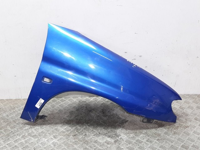 Błotnik przedni prawy 7841Q0 PEUGEOT