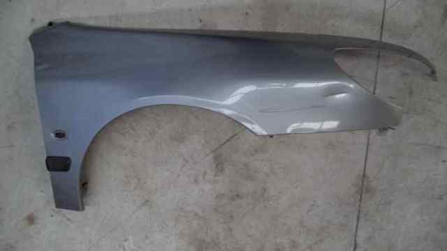 Błotnik przedni prawy 7841Q6 PEUGEOT