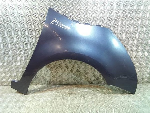 Błotnik przedni prawy 7841X2 PEUGEOT