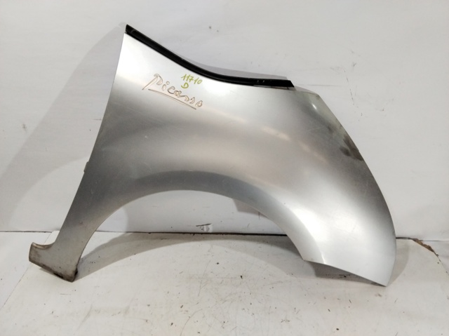 Błotnik przedni prawy 7841X2 PEUGEOT