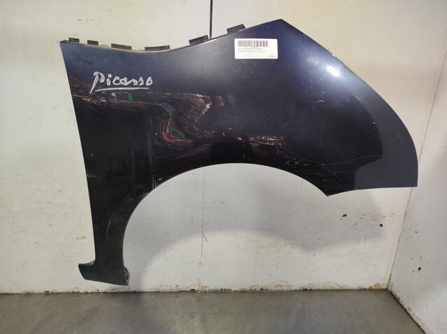 Błotnik przedni prawy 7841X2 PEUGEOT