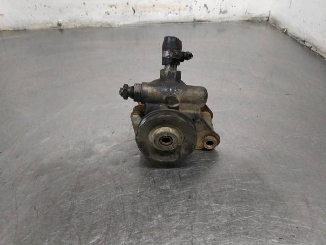 Pompa wspomagania kierownicy Peugeot 309