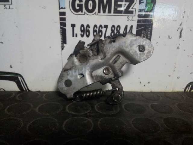 Zamek maski Citroen Berlingo M