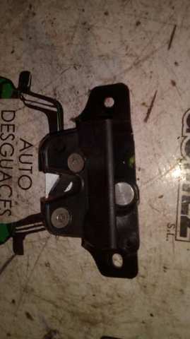 Zamek maski 793449 PEUGEOT