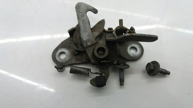 Zamek maski 793449 PEUGEOT