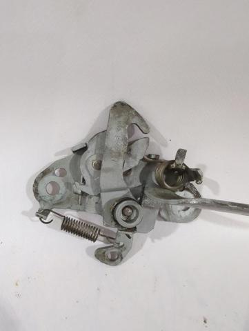 Zamek maski 793449 PEUGEOT