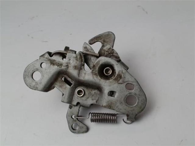 Zamek maski 793449 PEUGEOT