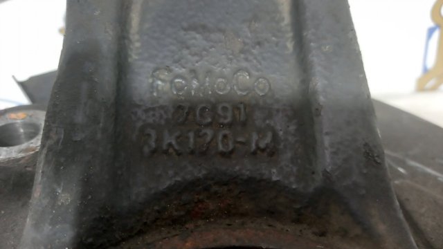 Czop (zwrotnica) przedni prawy 7G913K170M VOLVO