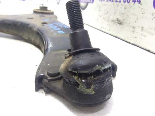 Wahacz zawieszenia przedniego dolny prawy 7G9N3A052BB FORD