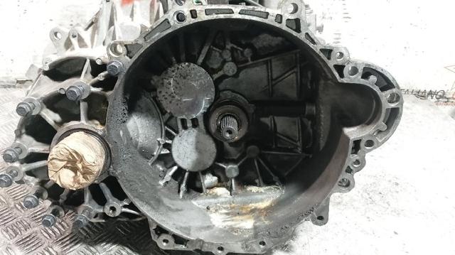 Mechaniczna skrzynia biegów w komplecie 7G9R7002HJ LAND ROVER