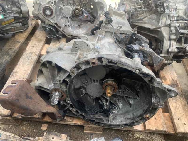 Mechaniczna skrzynia biegów w komplecie 7G9R7002UD FORD