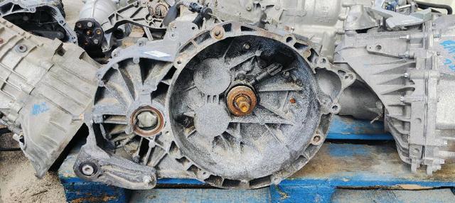 Mechaniczna skrzynia biegów w komplecie 7G9R7002UD FORD