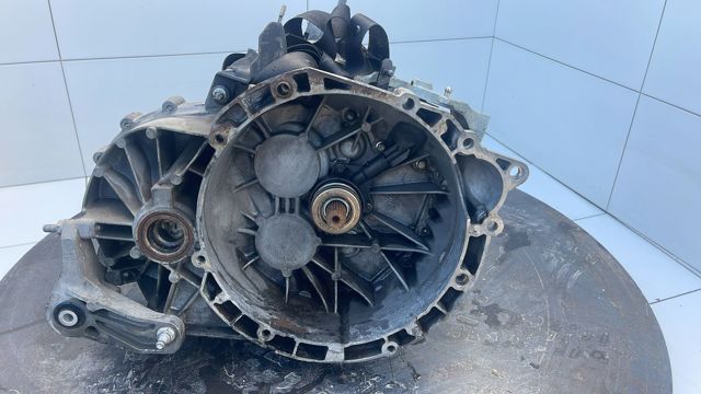 Mechaniczna skrzynia biegów w komplecie 7G9R7002UD FORD