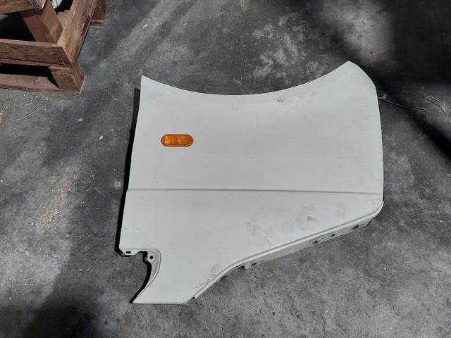 Błotnik przedni lewy 7H0821101E VAG