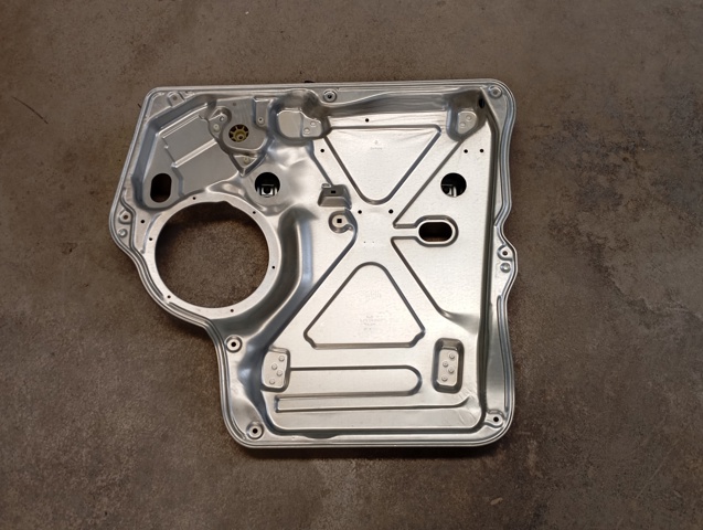 Mechanizm podnoszenia szyby drzwi przednich prawych 7H0837754B VAG