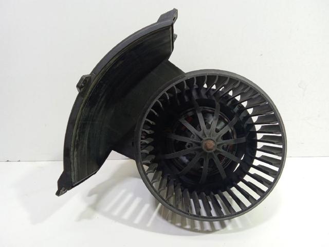 Silniczek wentylatora nagrzewnicy (ogrzewacza wnętrza) 7H1820021B VAG