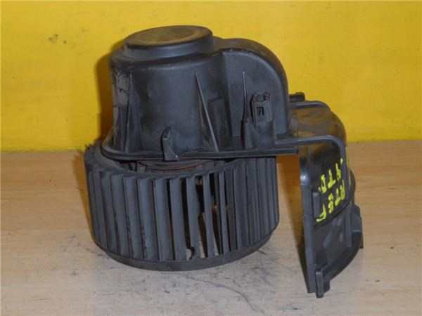 Silniczek wentylatora nagrzewnicy (ogrzewacza wnętrza) 7H1820021B VAG