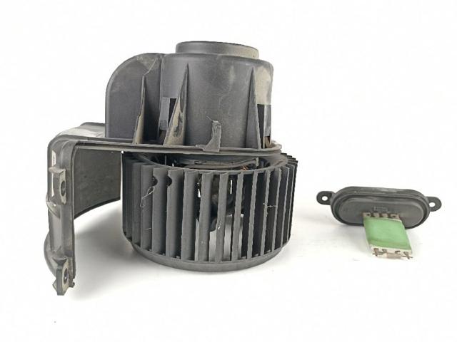 Silniczek wentylatora nagrzewnicy (ogrzewacza wnętrza) 7H1820021B VAG