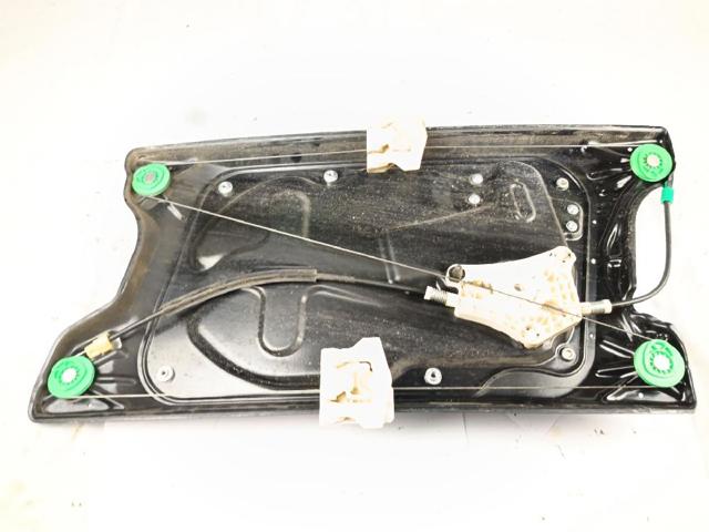 Mechanizm podnoszenia szyby drzwi przednich prawych 7H2223200CC LAND ROVER
