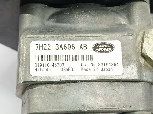 Pompa wspomagania hydraulicznego kierownicy 7H223A696AB LAND ROVER