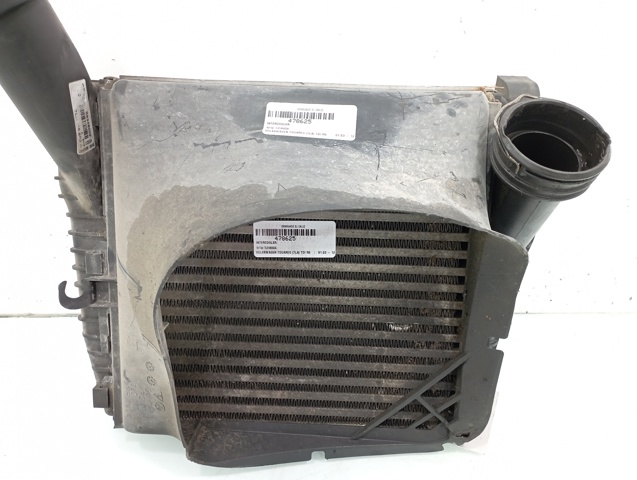 Chłodnica intercoolera 7L0145803A VAG