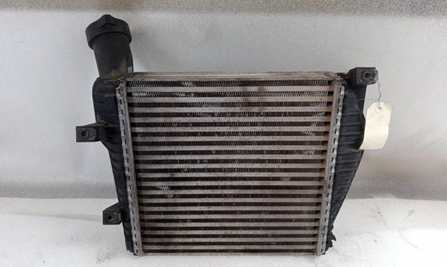 Chłodnica intercoolera 7L0145804 VAG