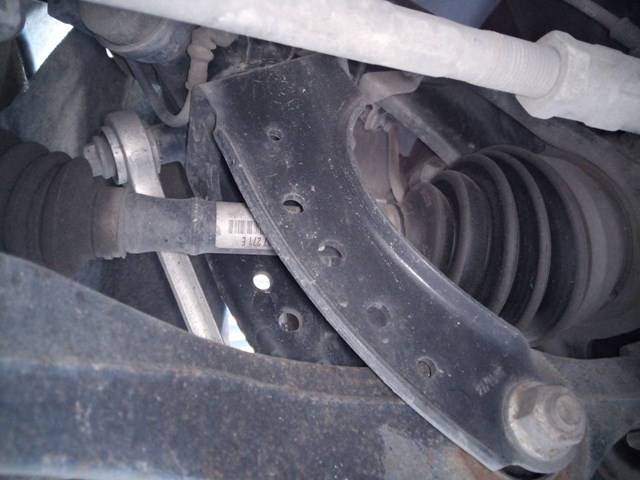 Półoś napędowa przednia 7L0407271E VAG