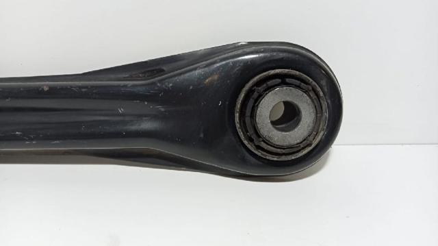 Silentblock wahacza tylnego górnego 7L0501531B VAG