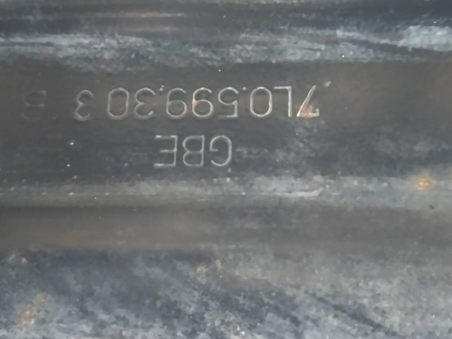 Korpus osi tylnej 7L0599303B PORSCHE