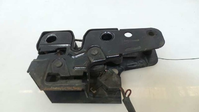 Zamek maski 7L0823509 VAG