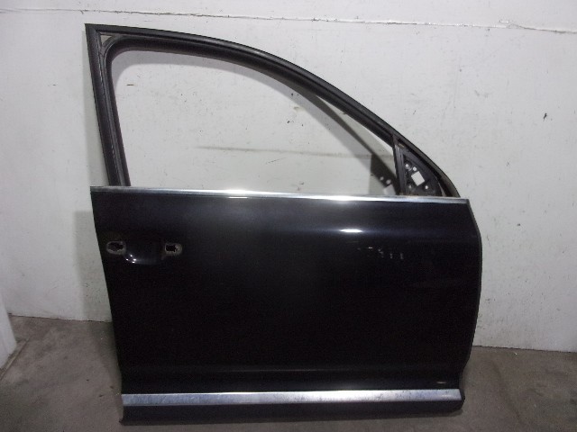 Drzwi przednie prawe 7L0831056L VAG