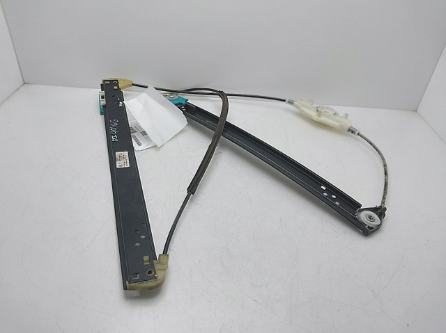 7L0837461F Porsche