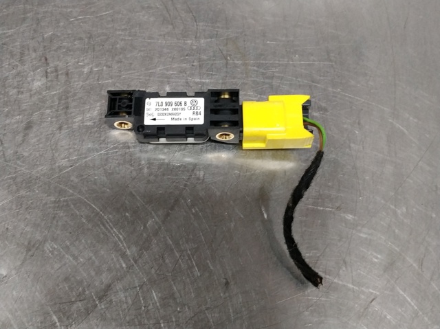 Czujnik AIRBAG przedni 7L0909606B VAG