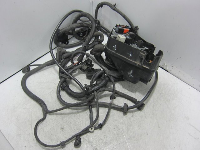 Skrzynka bezpieczników Volkswagen Touareg 1 7LA, 7L6, 7L7