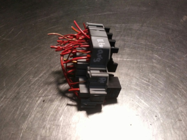 Skrzynka bezpieczników Volkswagen Touareg 1 7LA, 7L6, 7L7