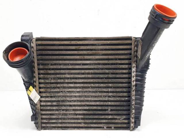 Chłodnica intercoolera 7L6145804 VAG