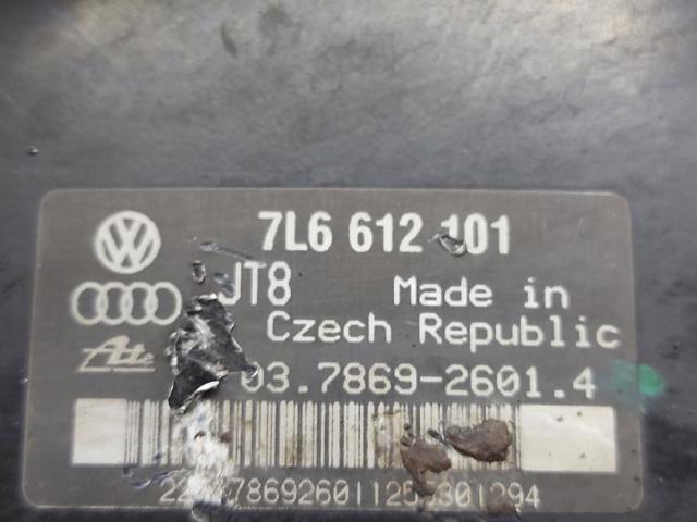 Wzmacniacz próżniowy hamulców 7L6612101 VAG