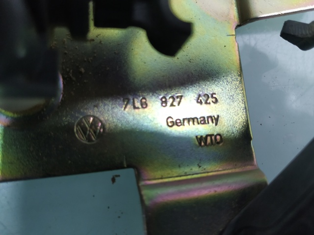 7L6827425 VAG