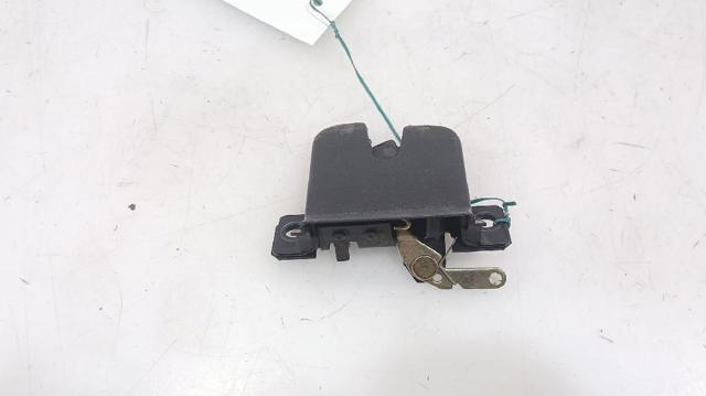 Zamek klapy bagażnika (3/5 drzwi tylnych) 7L6827505 VAG
